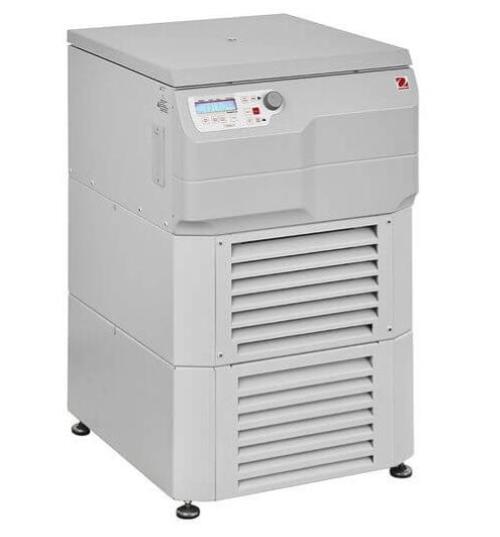 Centrifuga refrigerata da banco OHAUS MultiPro FC5917RF IVD, capacità 4 x 1000 mL, range velocita 200 - 16.010 rpm (max. 26.361 xg), 99 programmi, 10 curve acc/dec, display LCD 2 retroilluminato