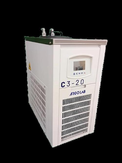 Chiller C3-20, volume 5 L, range di temperatura -20° a 20°C, prevalenza massima 9 m, portata 9 L/min, potenza 550 W