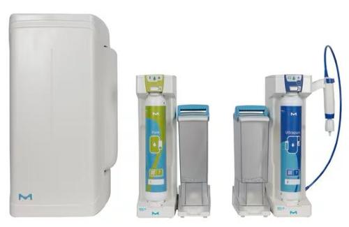 KIT del sistema di purificazione Milli-Q SQ 240XL, composto da unita acqua pura RO (SR 240), unita di acqua ultrapura (SQ 200), 2 serbatoi SQ Switch 3,5 L, un serbatoio SQ XL 50 L
